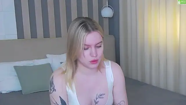 AmaliaBell online show from May 2026 01:06:01 PM