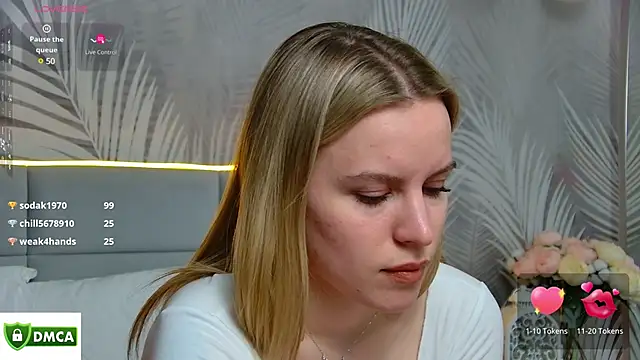 Snapshot of AmaliaBell chatting on February 2025 07:46:01 PM AmaliaBell online show from February 2025 07:46:01 PM