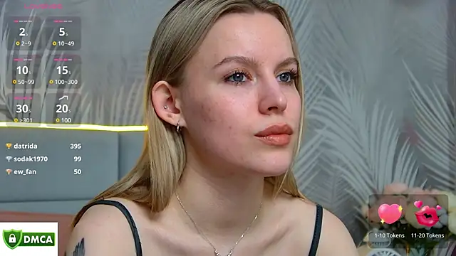 Snapshot of AmaliaBell chatting on March 2025 07:49:02 PM AmaliaBell online show from March 2025 07:49:02 PM