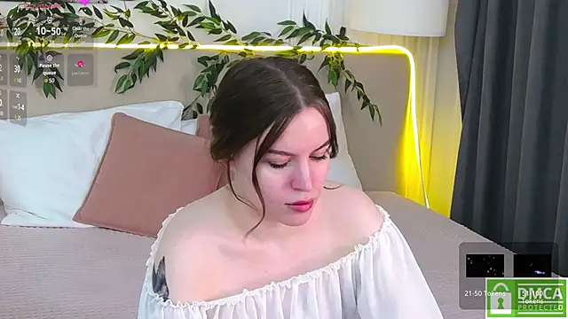 AmaliaBell online show from October 2025 01:10:01 PM