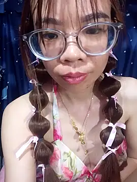   Mai-love19   online show from May 2026 10:28:01 PM