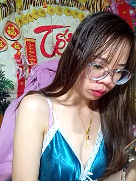   Mai-love19   online show from February 2026 11:04:01 PM