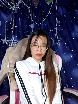 Snapshot of __Mai-love19__ chatting on December 2025 10:32:01 PM Mai-love19 online show from December 2025 10:32:01 PM