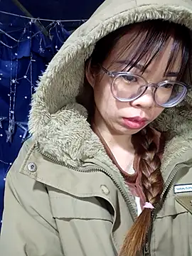   Mai-love19   online show from January 2026 11:33:02 PM