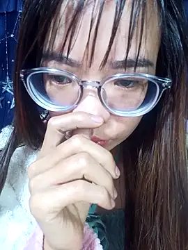   Mai-love19   online show from December 2025 11:16:02 PM