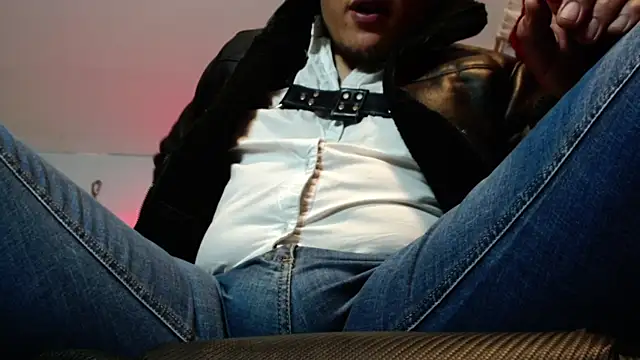 dom2travelersss online show from January 2026 11:42:01 PM