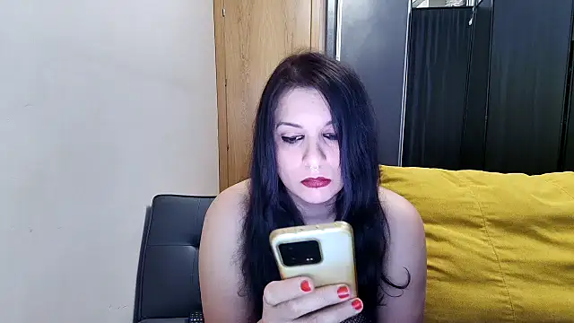 Snapshot of Lustylia chatting on January 2025 03:54:01 PM Lustylia online show from January 2025 03:54:01 PM