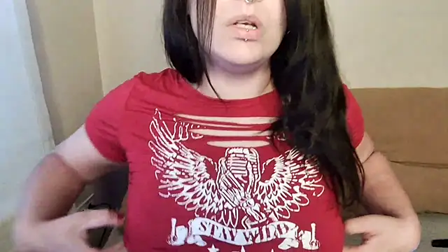 Snapshot of Lustylia chatting on October 2025 10:25:02 AM Lustylia online show from October 2025 10:25:02 AM