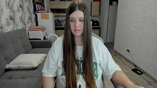 Snapshot of Lis_Kollen chatting on December 2025 10:03:02 AM Lis Kollen online show from December 2025 10:03:02 AM