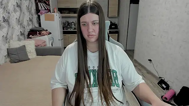 Snapshot of Lis_Kollen chatting on November 2025 04:28:02 PM Lis Kollen online show from November 2025 04:28:02 PM