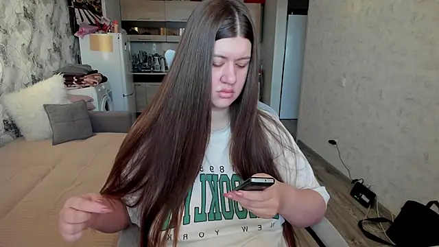 Snapshot of Lis_Kollen chatting on November 2025 09:43:01 AM Lis Kollen online show from November 2025 09:43:01 AM