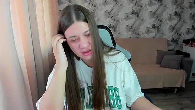 Snapshot of Lis_Kollen chatting on October 2025 10:47:01 AM Lis Kollen online show from October 2025 10:47:01 AM