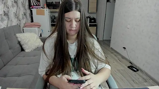 Snapshot of Lis_Kollen chatting on December 2025 12:40:01 PM Lis Kollen online show from December 2025 12:40:01 PM