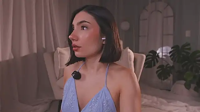 AmyArmstrong online show from April 2026 11:28:01 PM