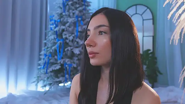 AmyArmstrong online show from December 2025 05:39:02 PM