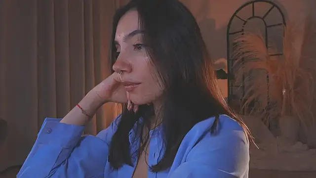 Snapshot of AmyArmstrong chatting on October 2025 01:00:02 AM AmyArmstrong online show from October 2025 01:00:02 AM