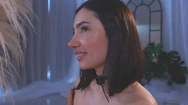 Snapshot of AmyArmstrong chatting on November 2025 09:30:01 PM AmyArmstrong online show from November 2025 09:30:01 PM