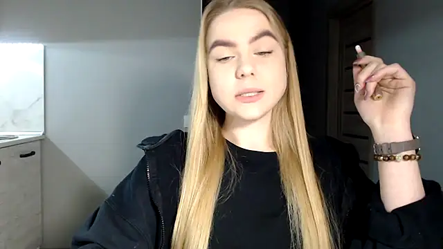 Snapshot of Sunbeam_ chatting on February 2025 05:40:02 PM Sunbeam online show from February 2025 05:40:02 PM