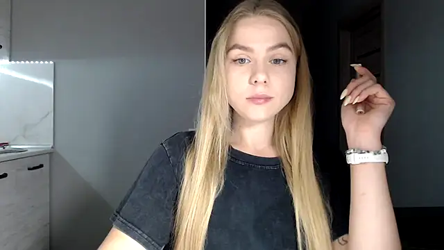 Snapshot of Sunbeam_ chatting on October 2025 07:37:02 PM Sunbeam online show from October 2025 07:37:02 PM