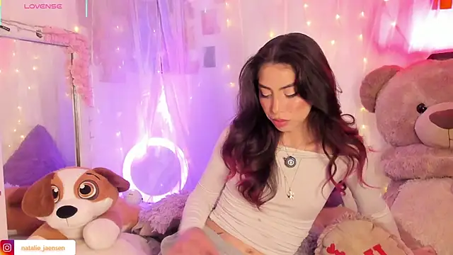 natalie jaensen online show from March 2026 09:42:02 PM