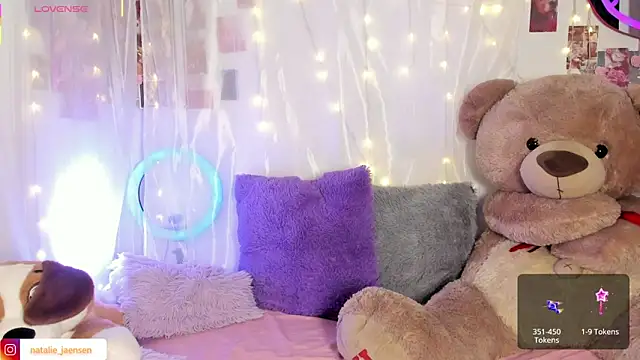 natalie jaensen online show from February 2026 11:57:01 PM