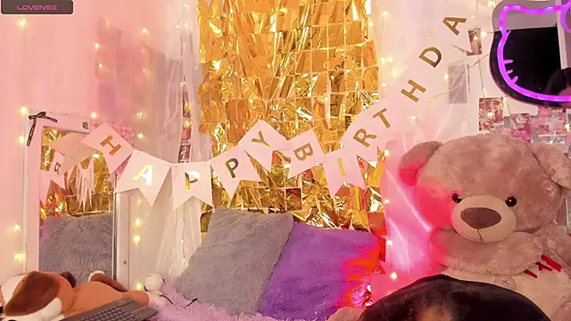 natalie jaensen online show from March 2026 09:57:01 PM