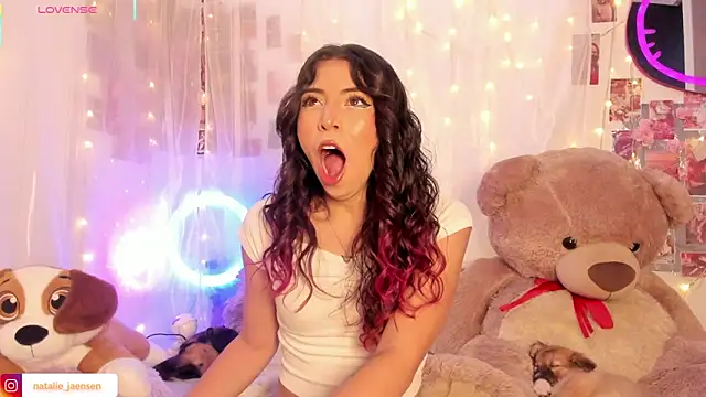 natalie jaensen online show from February 2026 07:33:01 PM