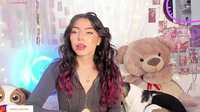 natalie jaensen online show from February 2026 08:17:02 PM