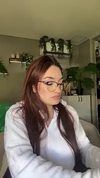 Snapshot of DaniDusan_ chatting on October 2025 04:41:02 PM DaniDusan  online show from October 2025 04:41:02 PM