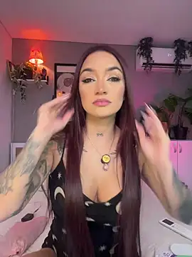 DaniDusan  online show from November 2025 07:18:01 PM