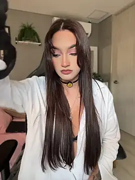 DaniDusan  online show from May 2026 08:36:01 PM
