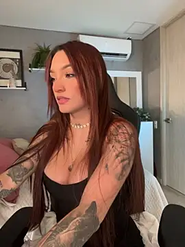 DaniDusan  online show from April 2026 05:07:01 PM