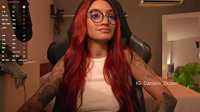 Snapshot of DaniDusan_ chatting on December 2024 12:57:02 AM DaniDusan  online show from December 2024 12:57:02 AM