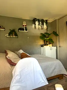 Snapshot of DaniDusan_ chatting on September 2025 04:38:01 PM DaniDusan  online show from September 2025 04:38:01 PM