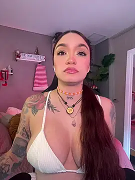 DaniDusan  online show from December 2025 08:42:01 PM