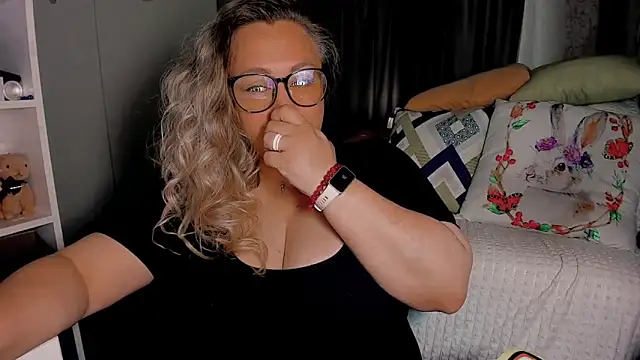 CumOnMy Tits online show from June 2026 02:39:01 AM