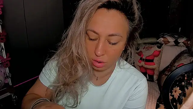 CumOnMy Tits online show from December 2025 01:11:01 AM