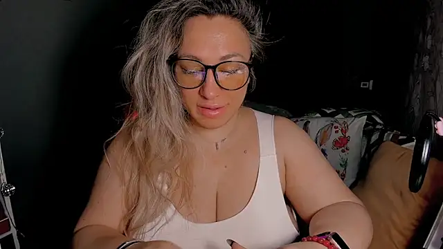 CumOnMy Tits online show from March 2026 01:40:01 AM