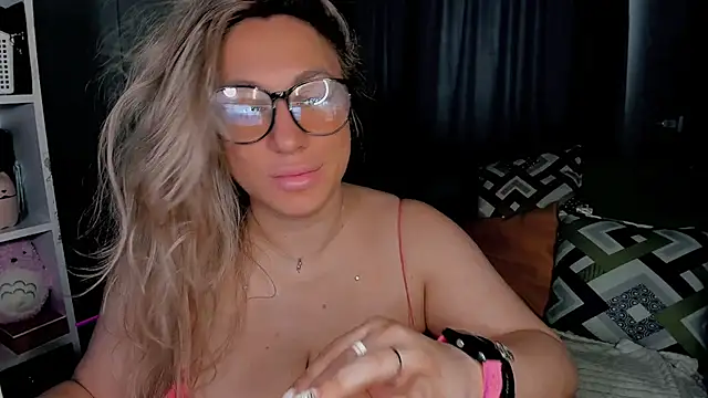 CumOnMy Tits online show from November 2025 03:18:01 AM