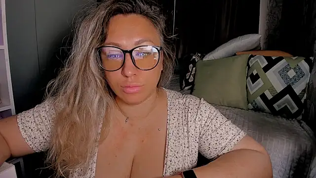 CumOnMy Tits online show from June 2026 02:53:01 AM