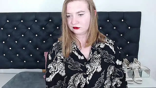 LaraDream online show from February 2025 11:36:01 PM