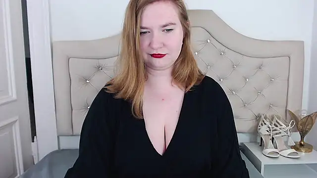 LaraDream online show from March 2025 03:07:02 PM