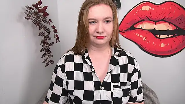 LaraDream online show from February 2026 04:19:01 PM