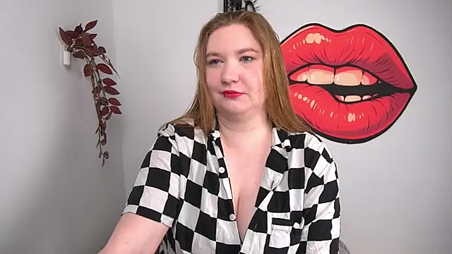 LaraDream online show from March 2026 03:23:01 PM