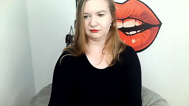 LaraDream online show from September 2025 04:27:01 PM