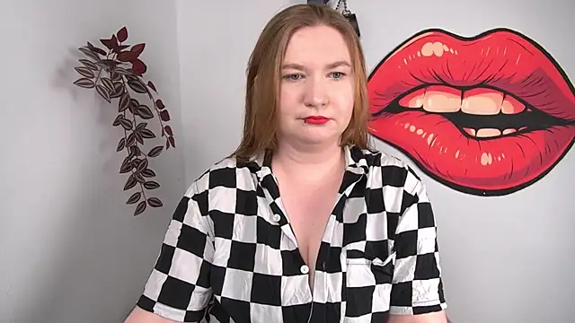 LaraDream online show from March 2026 02:41:01 PM