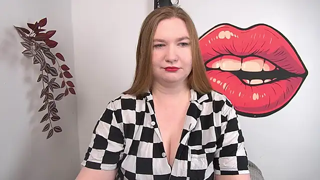 Snapshot of LaraDream chatting on April 2026 02:25:01 PM LaraDream online show from April 2026 02:25:01 PM