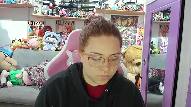 soficammy online show from December 2025 10:48:01 PM