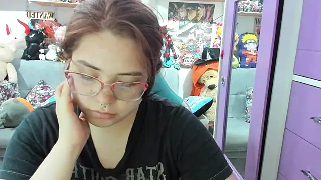 soficammy online show from October 2025 10:44:01 PM