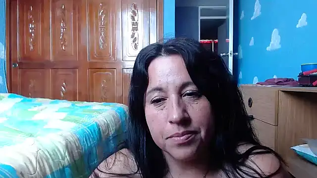 Snapshot of valeriapinter chatting on December 2025 05:06:01 PM valeriapinter online show from December 2025 05:06:01 PM